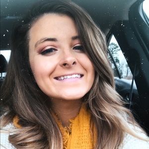 Meet your Posher, Embry